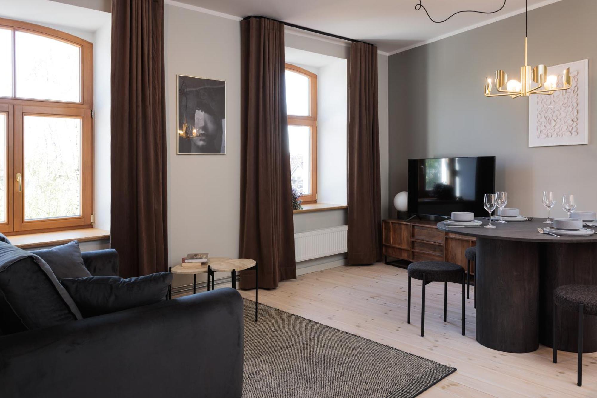 Centra Nams - Center Aparthotel Cesis