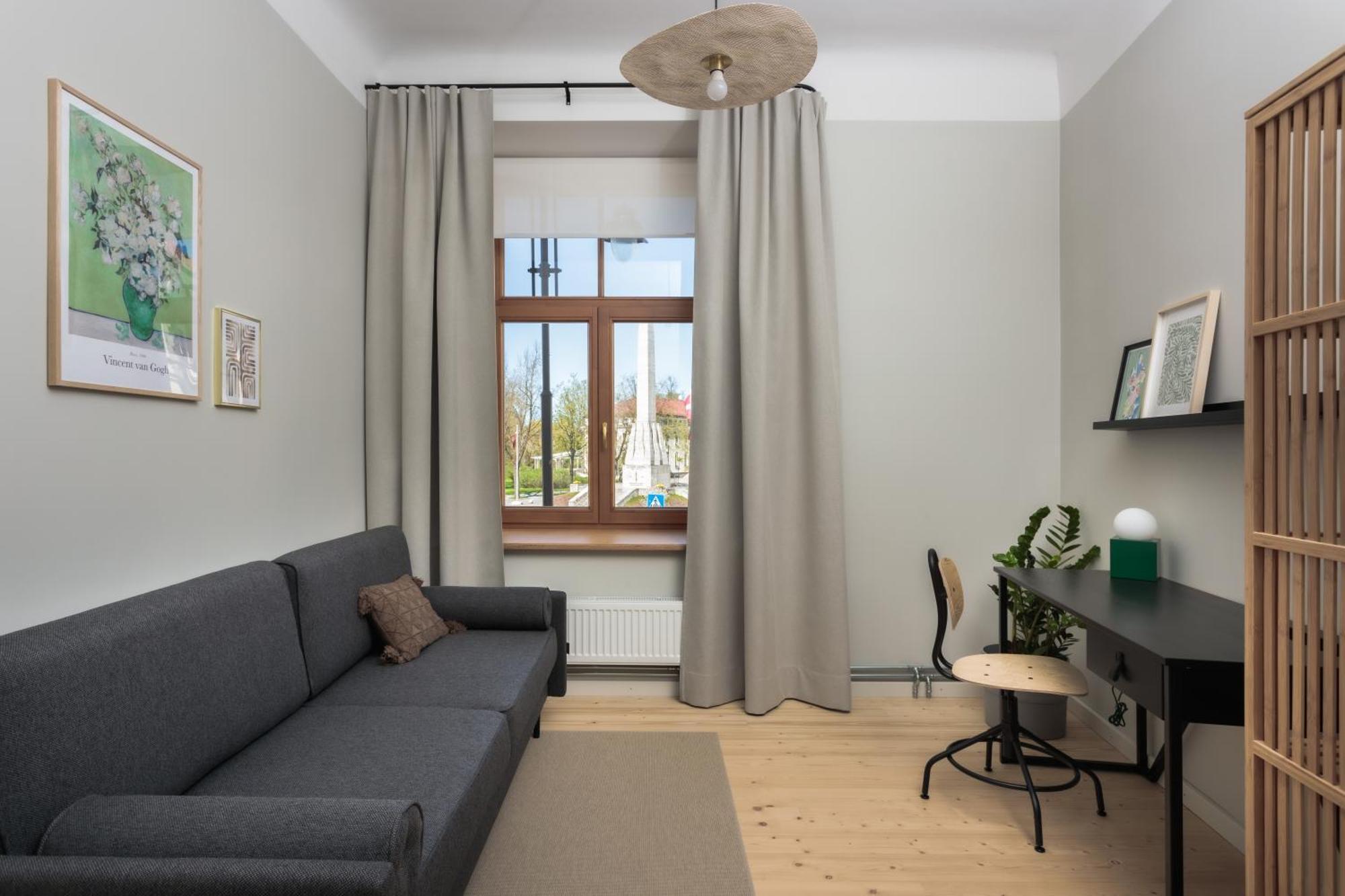Centra Nams - Center * Cesis