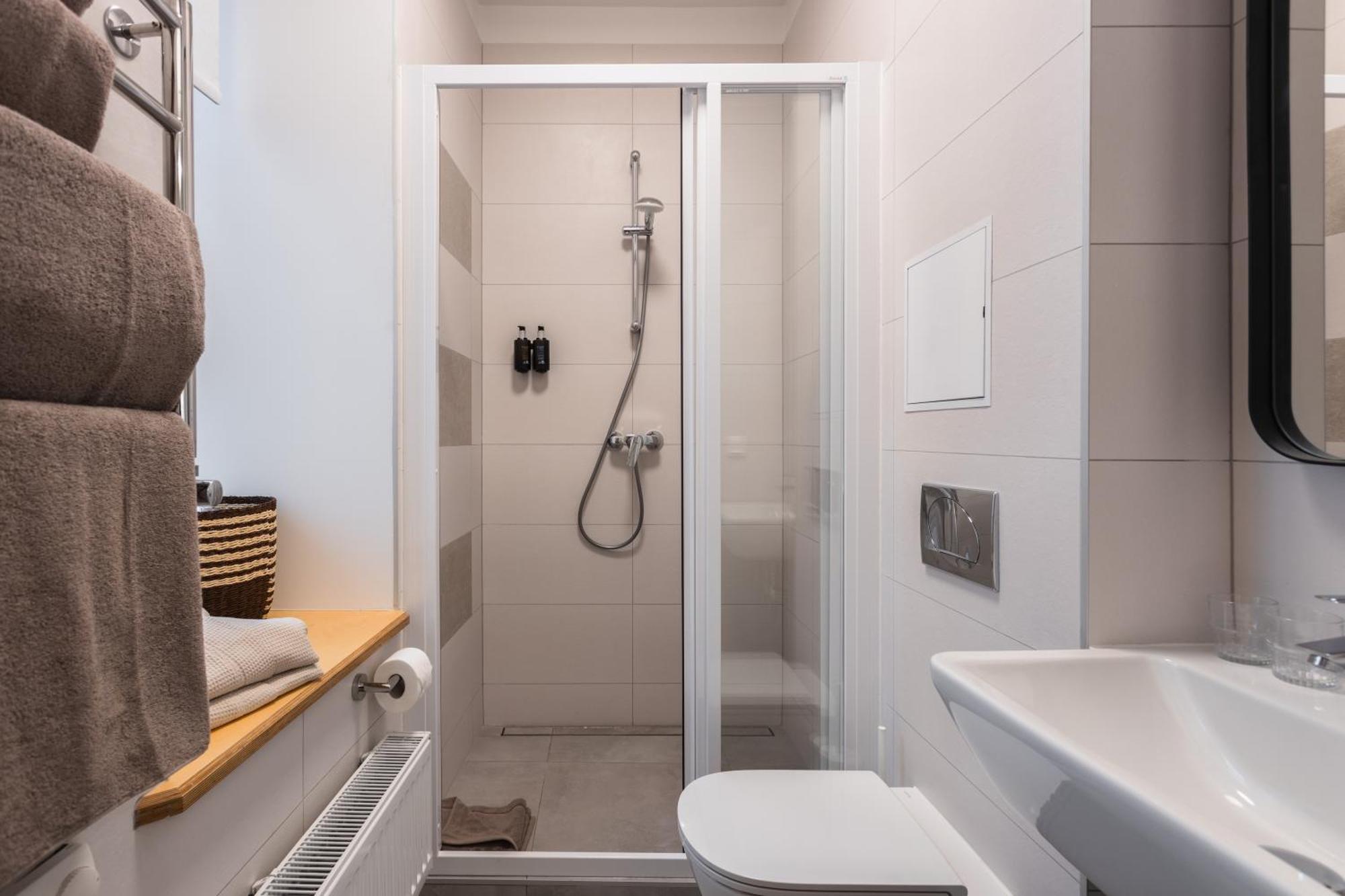 Aparthotel Centra Nams - Center *